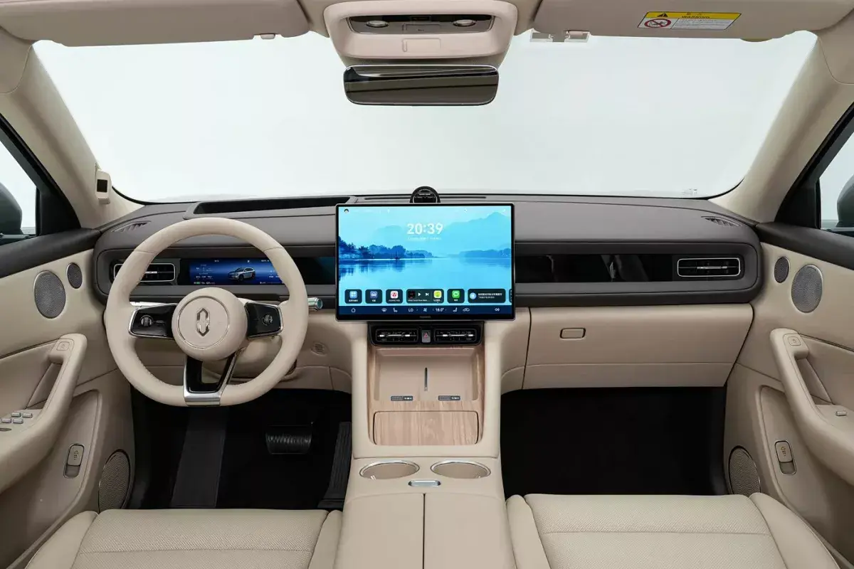 Aito M6 PHEV салон 8