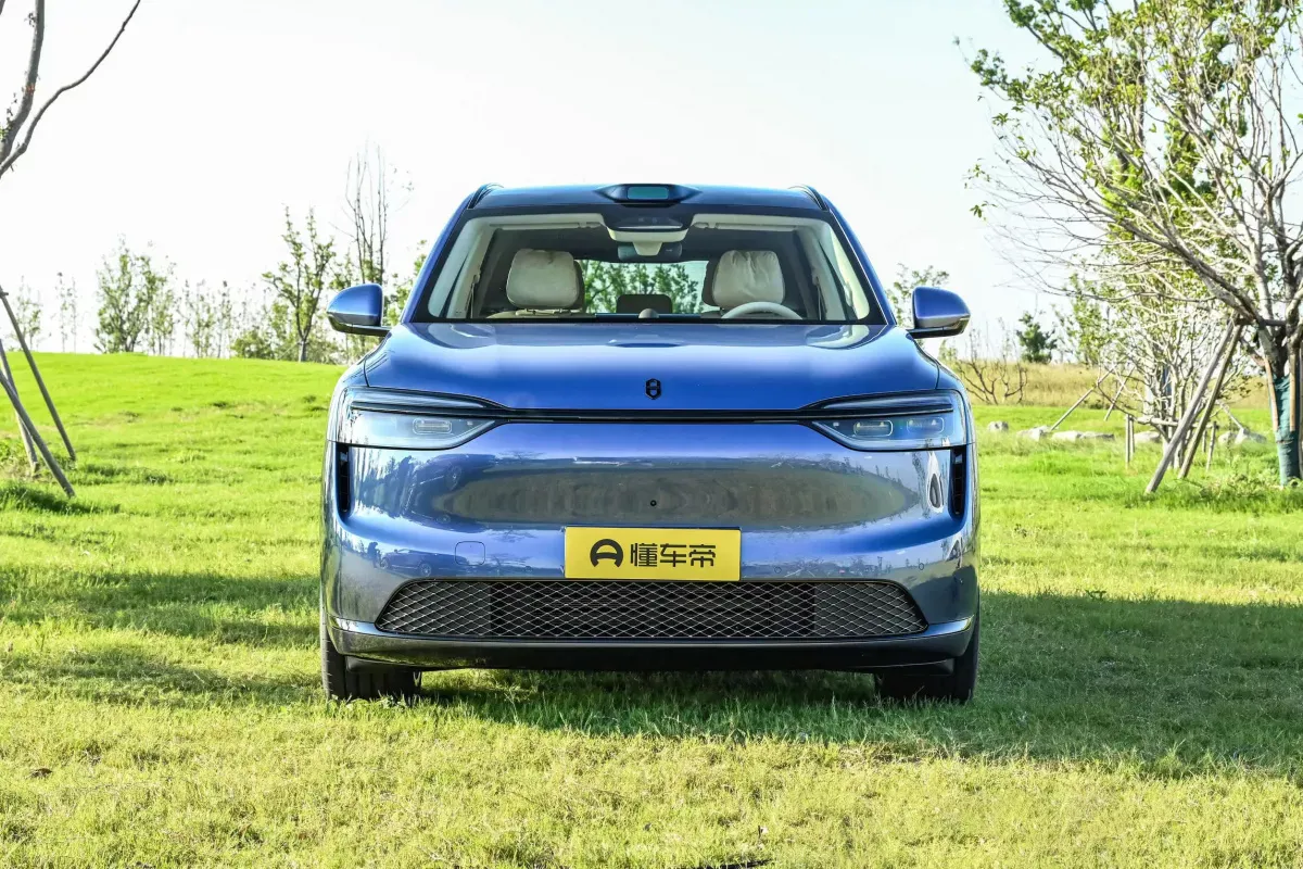 Aito M7