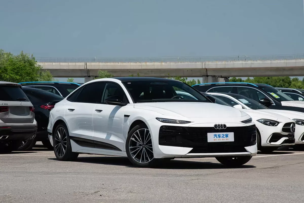 Audi A6L e-tron фото 2