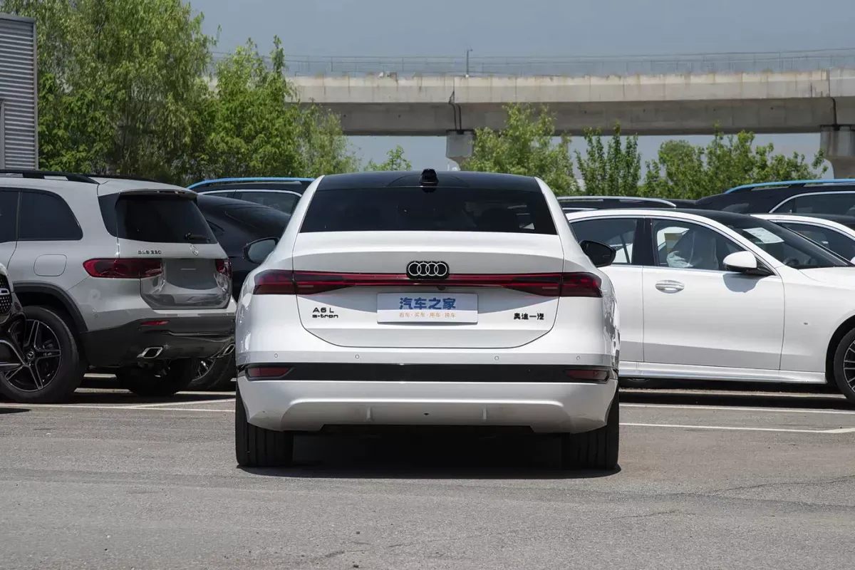 Audi A6L e-tron фото 4