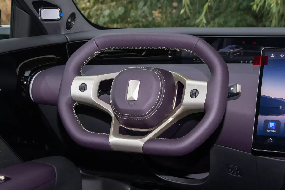 Avatr 07 PHEV салон 3