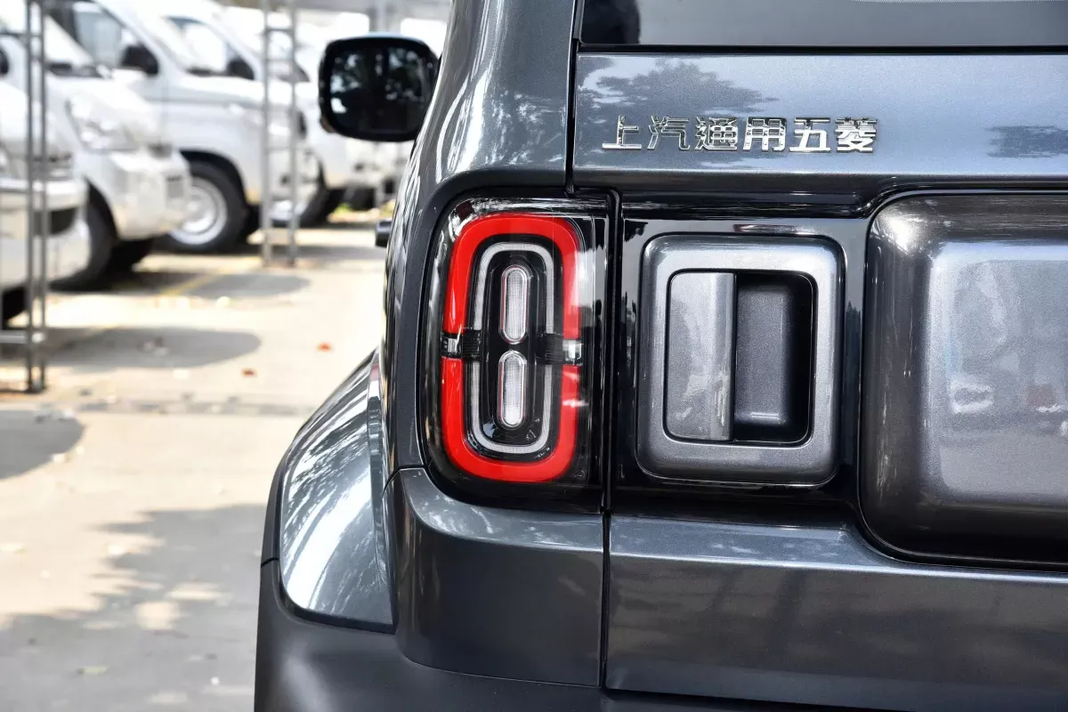 Baojun Yep фото 7