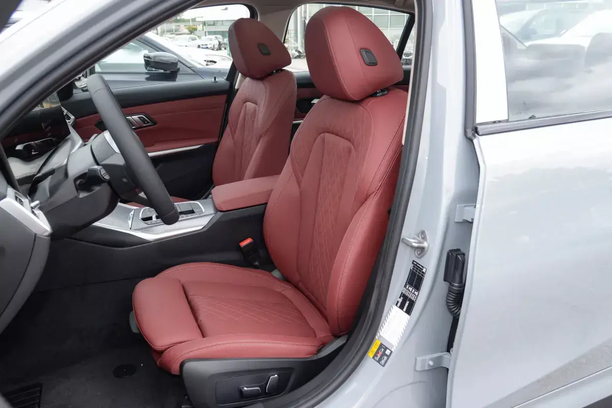 BMW i3 салон 6