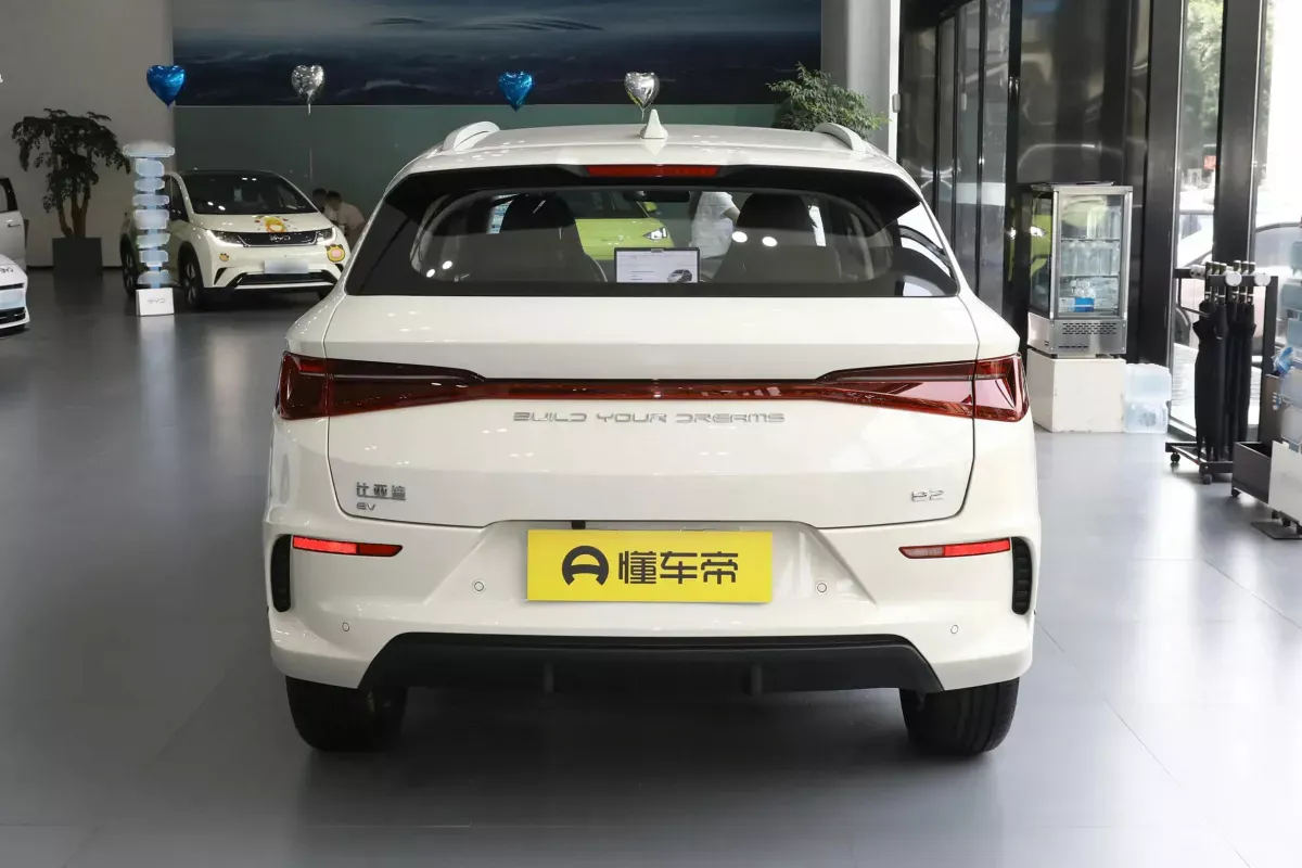 BYD E2 фото 3