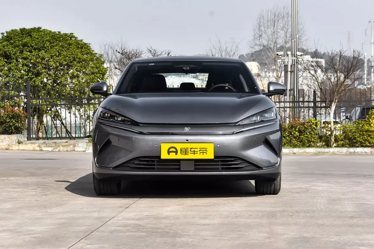 BYD Qin L