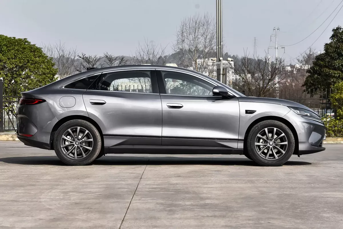 BYD Qin L фото 5