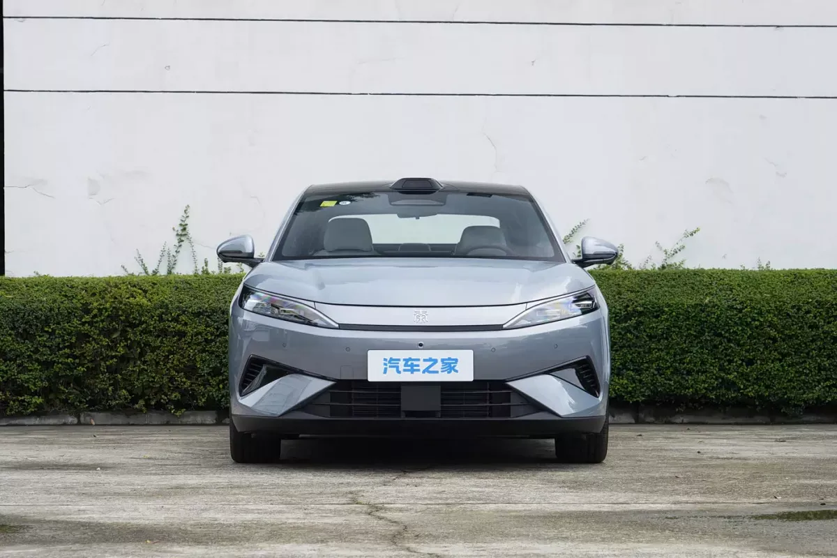 BYD Qin Max DM-i