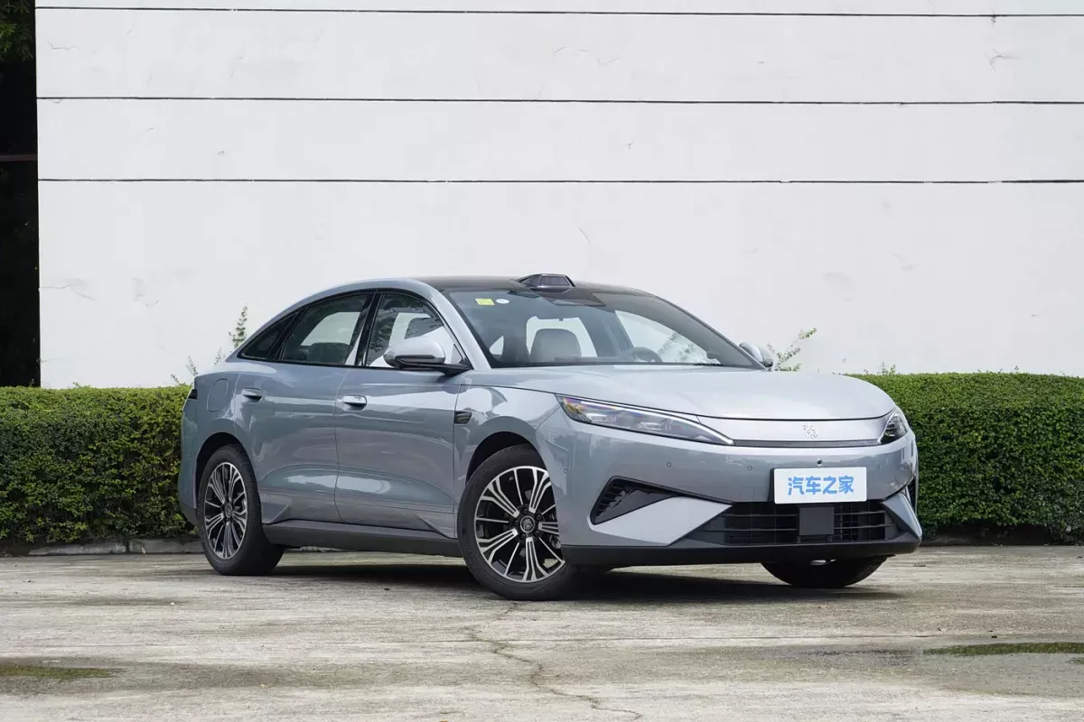 BYD Qin Max DM-i фото 2