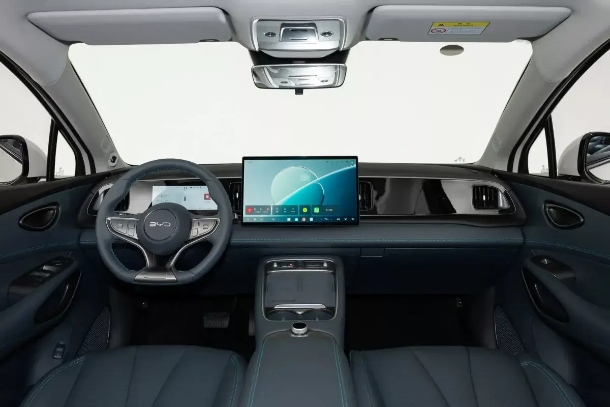 BYD Sea Lion 05 салон 7
