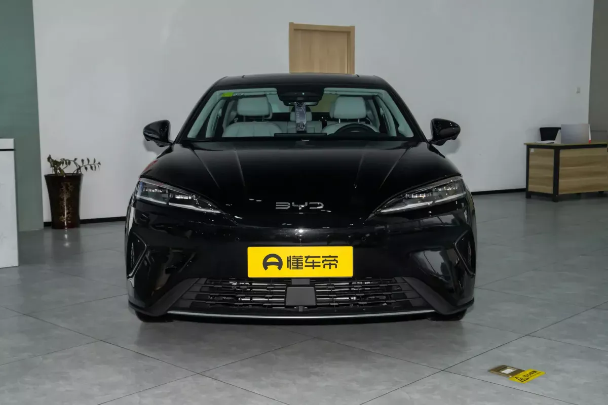 BYD Seal 07