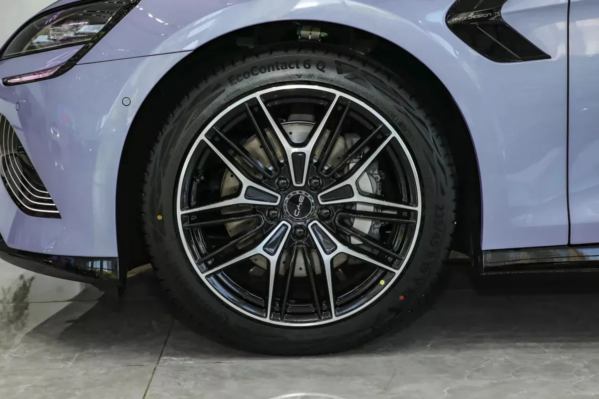 BYD Seal фото 6