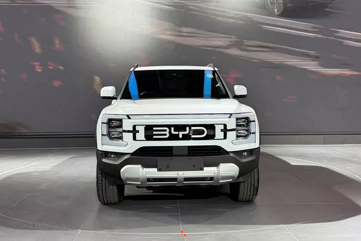 BYD Shark 6 DM