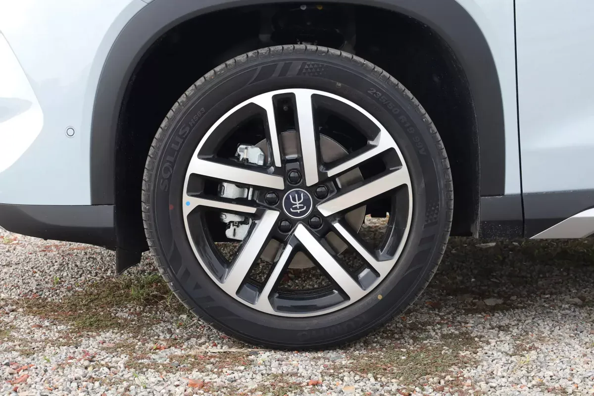 BYD Song L DM-i фото 6