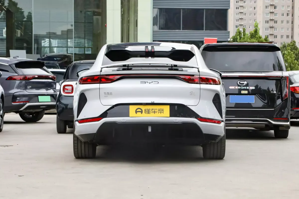 BYD Song L фото 4