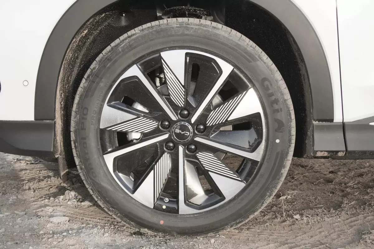 BYD Song Plus DM-i фото 6