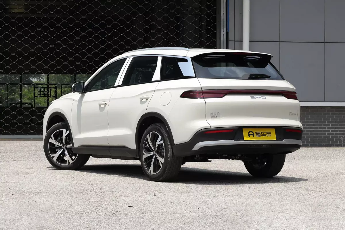 BYD Song Pro DM-i фото 3