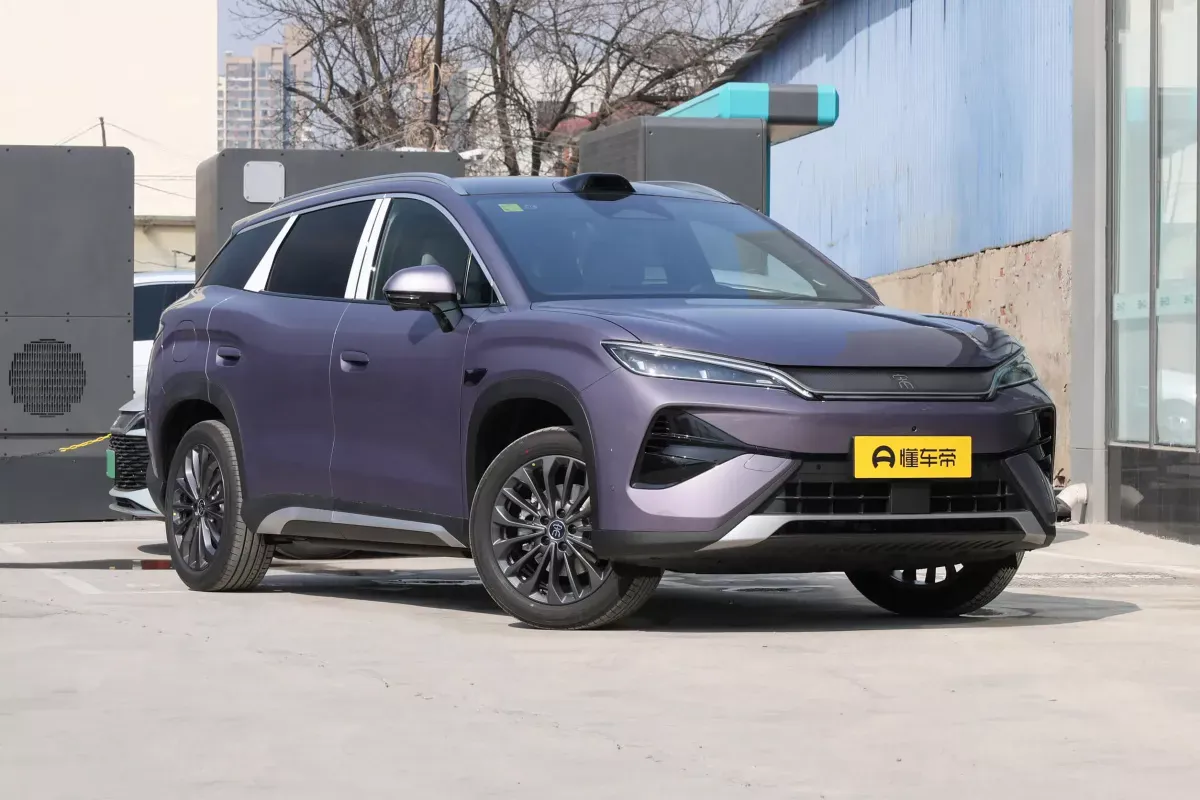 BYD Song Ultra фото 2