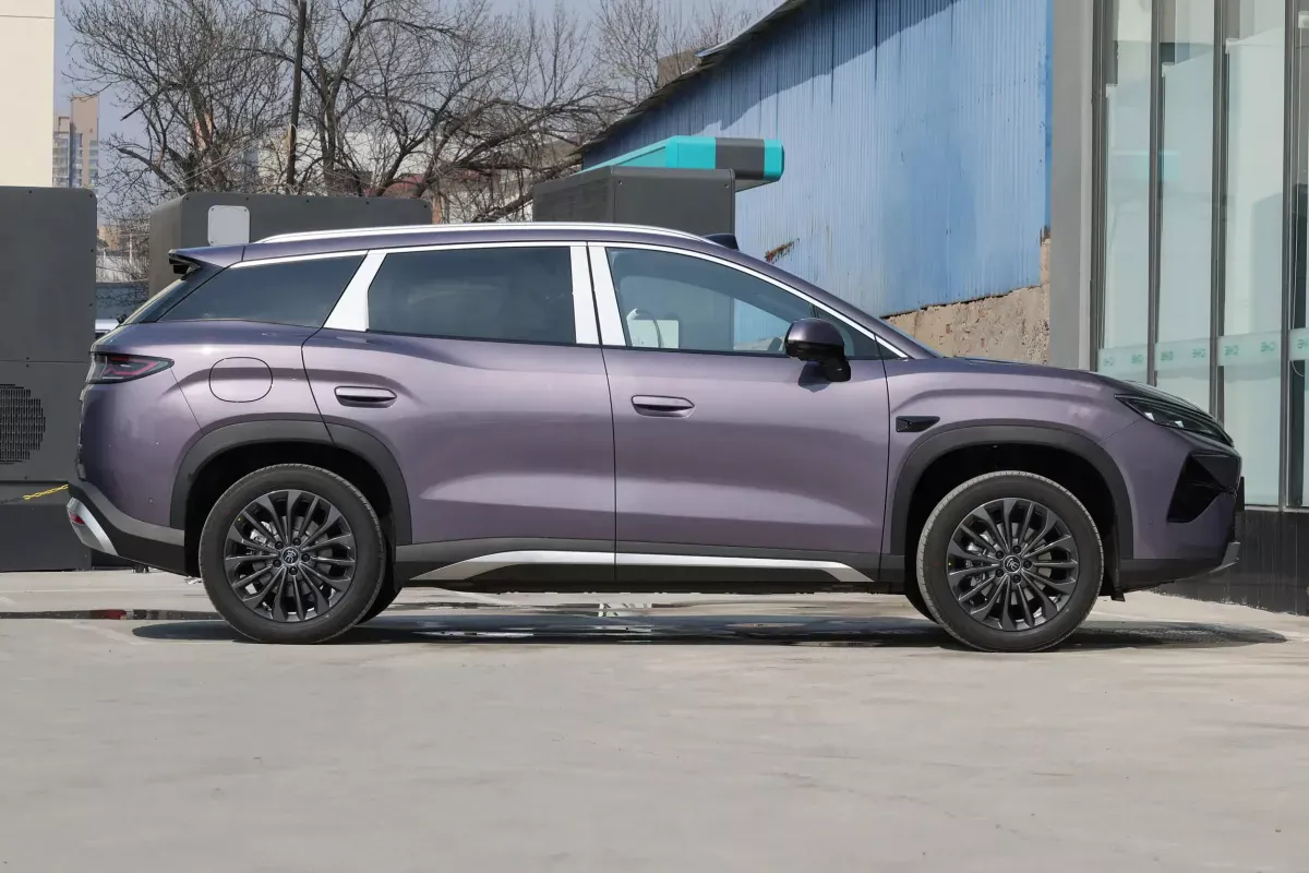BYD Song Ultra фото 5