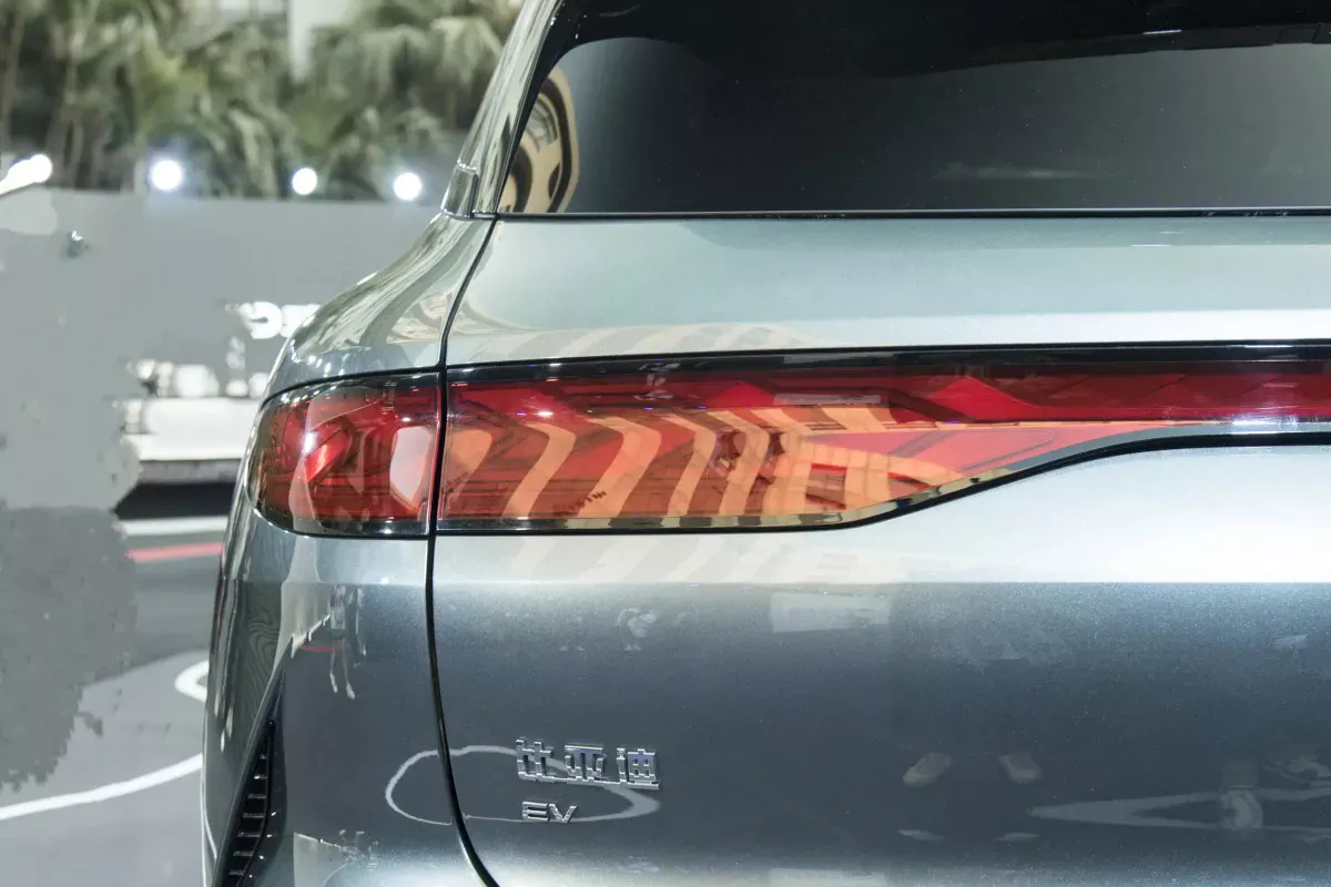 BYD Tang L фото 7