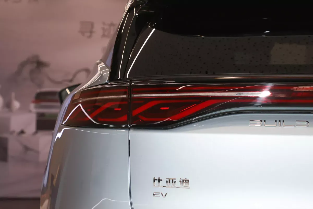 BYD Tang фото 6