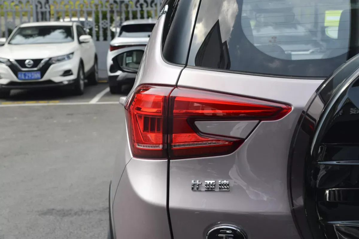 BYD Yuan Pro фото 7