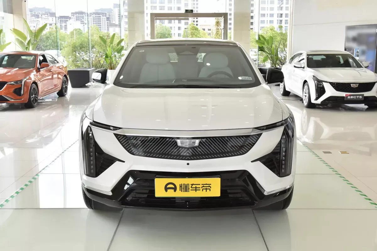 Cadillac Optiq
