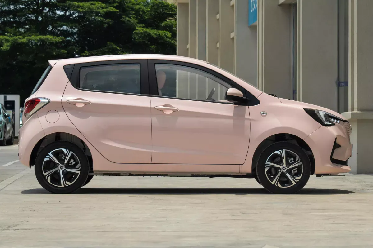 Changan E-Star фото 5