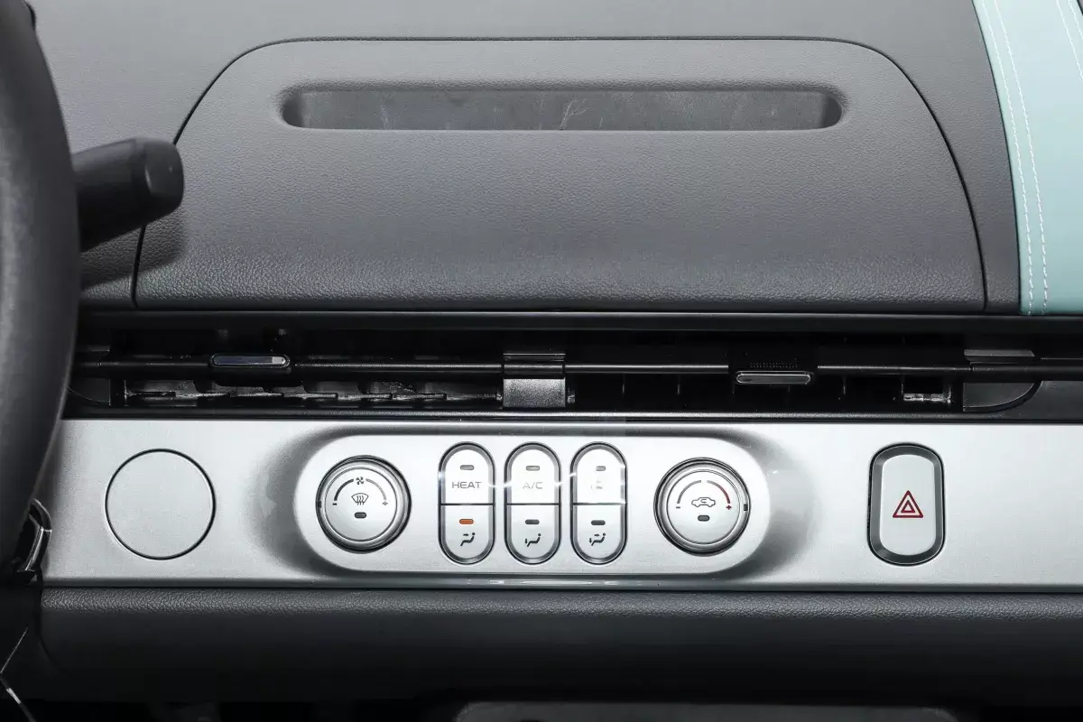 Changan Lumin салон 5