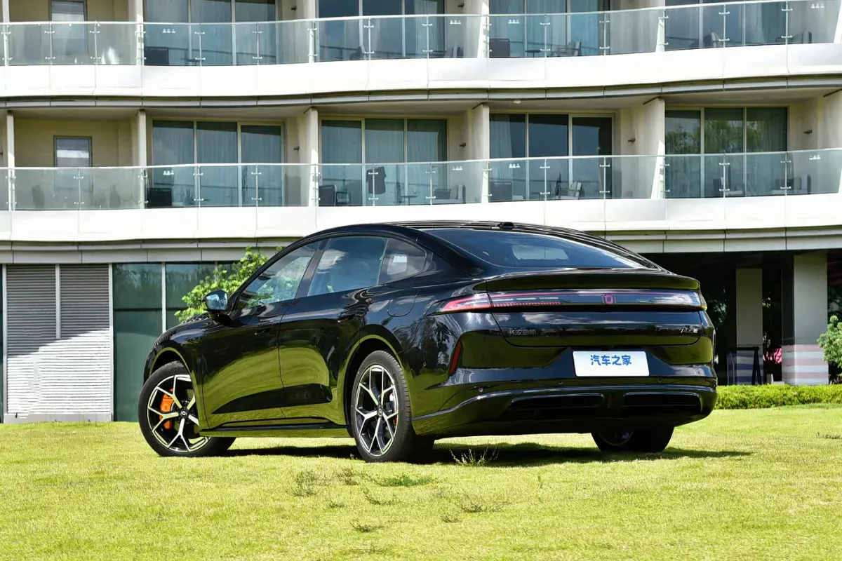 Changan Qiyuan A06 EV фото 3