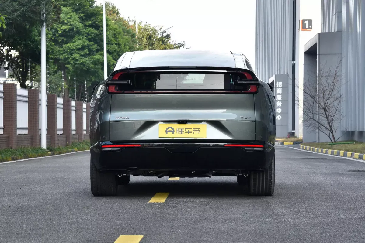 Changan Qiyuan E07 DM-i фото 4