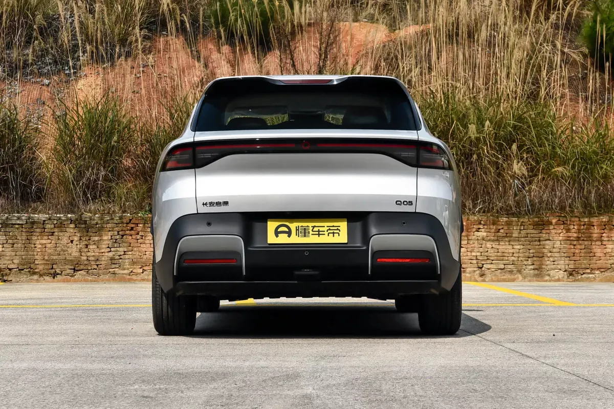 Changan Qiyuan Q05 фото 4