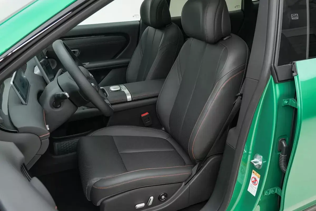 Changan Qiyuan Q06 EV салон 6