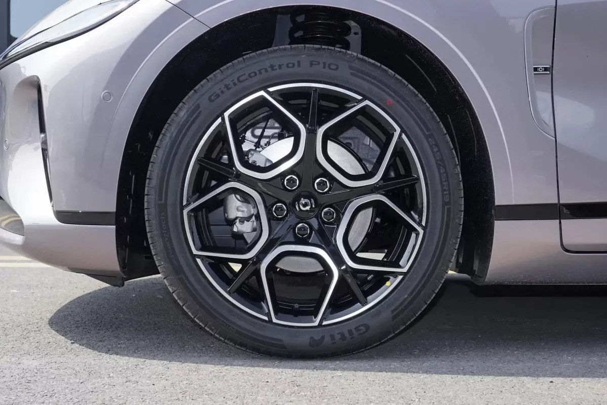 Changan Qiyuan A07 фото 6