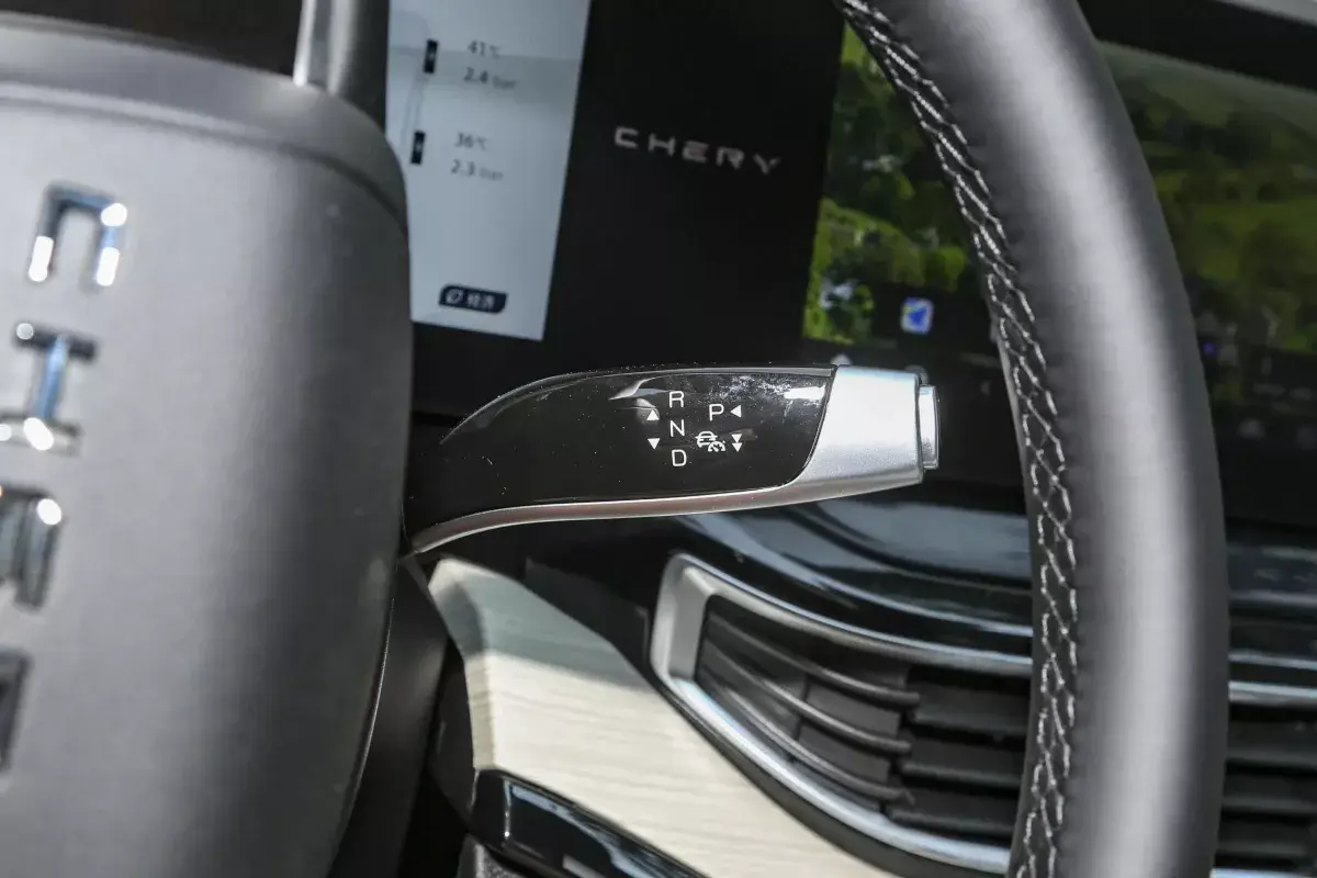 Chery eQ7 салон 4