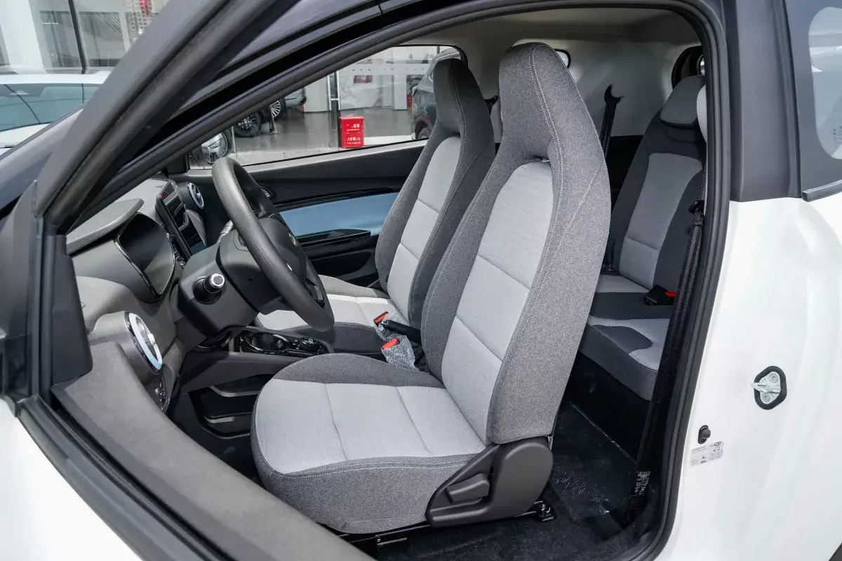 Chery Little Ant салон 6