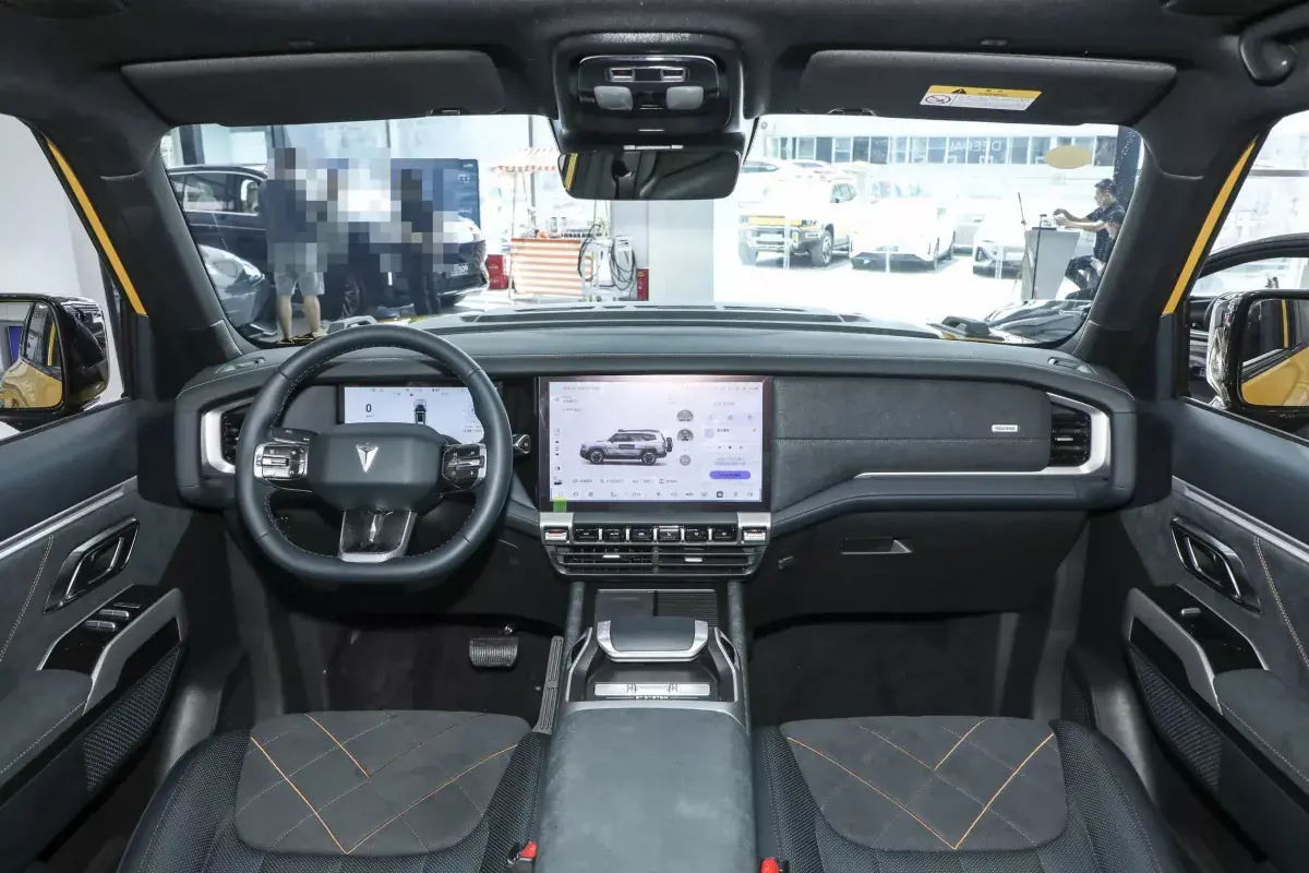 Deepal G318 салон 1