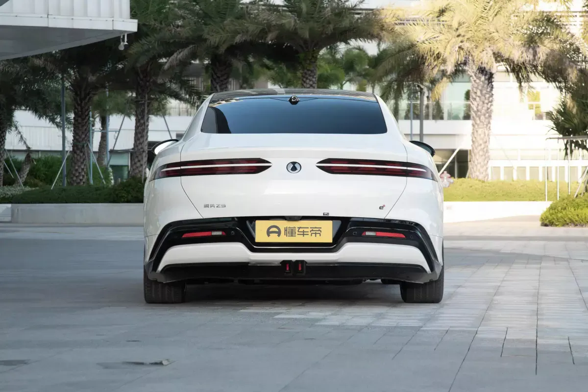 Denza Z9 DM-i фото 4