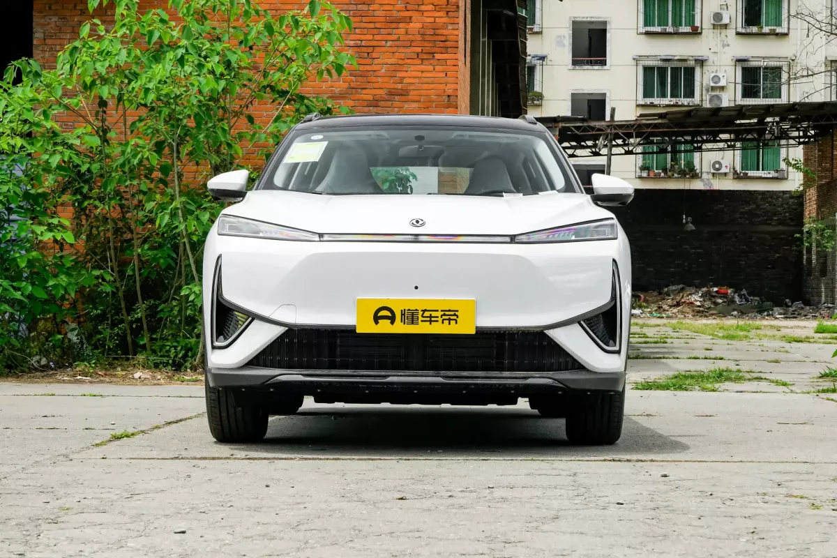 Dongfeng Aeolus L7