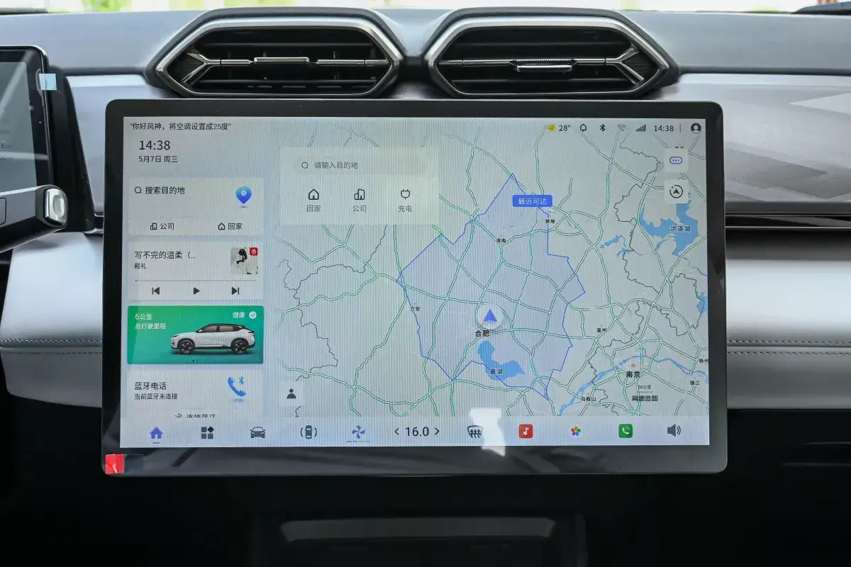 Dongfeng Aeolus L7 салон 5
