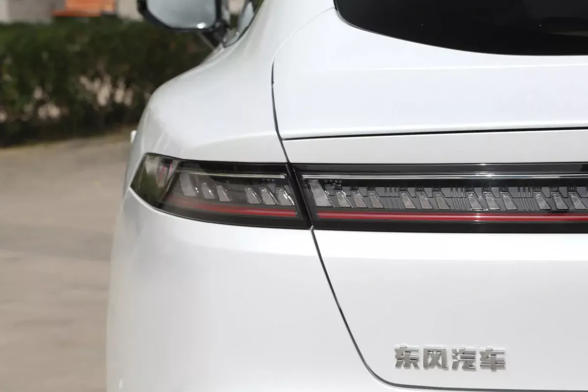 Dongfeng Eπ 007 фото 7