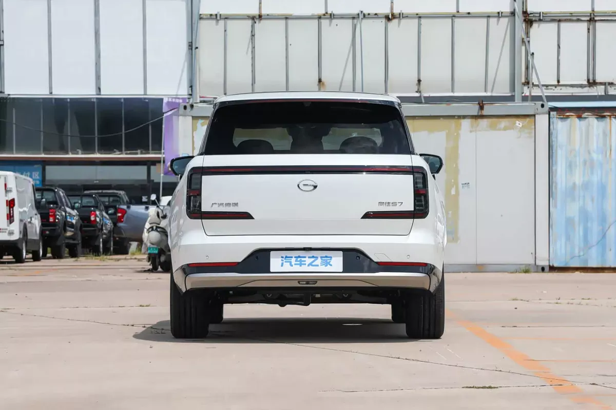 GAC Trumpchi S7 фото 4