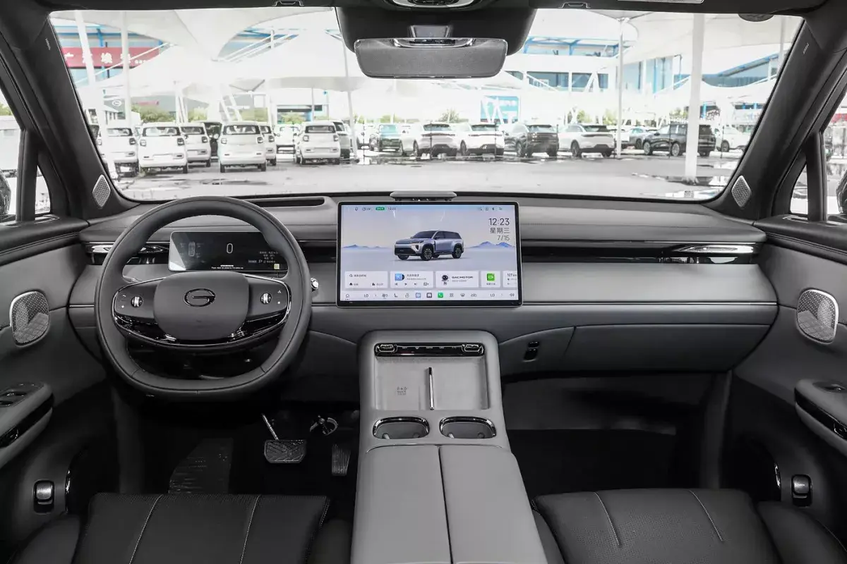 GAC Trumpchi S7 салон 1