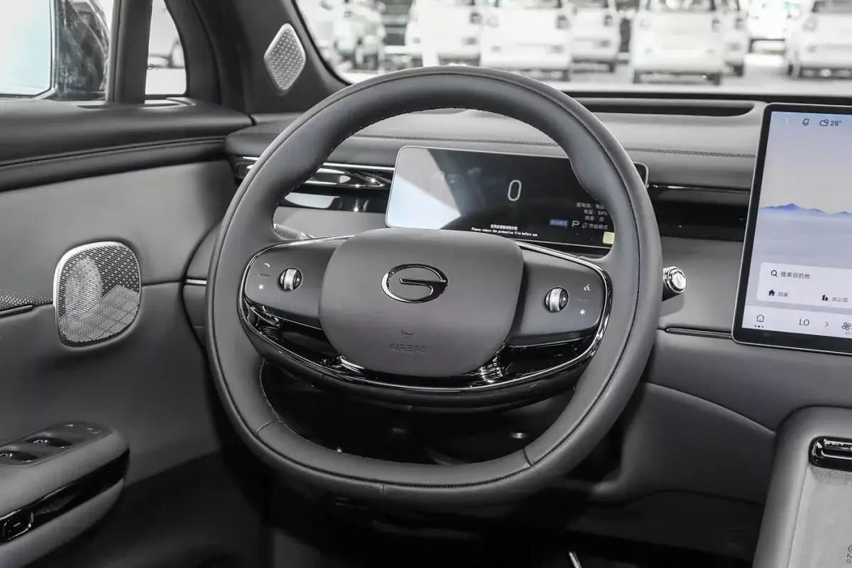 GAC Trumpchi S7 салон 3