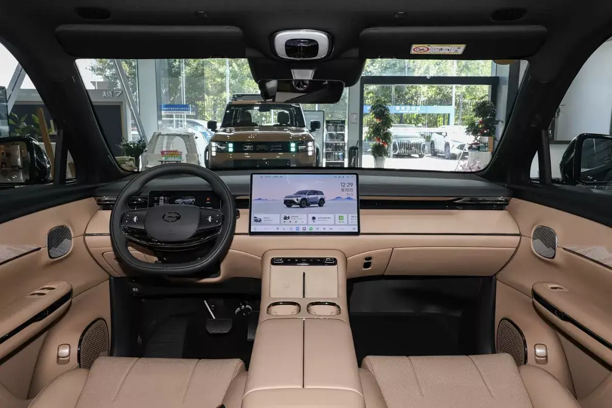 GAC Trumpchi S7 салон 9