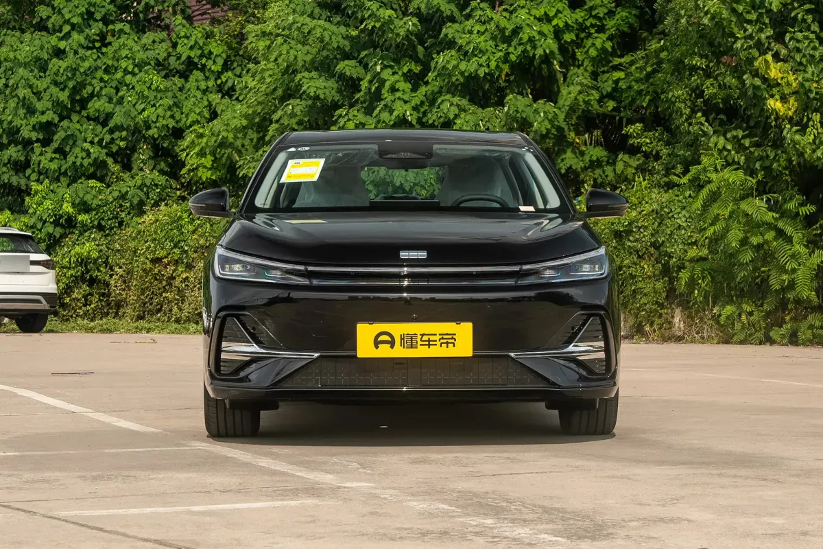 Geely Galaxy A7 PHEV