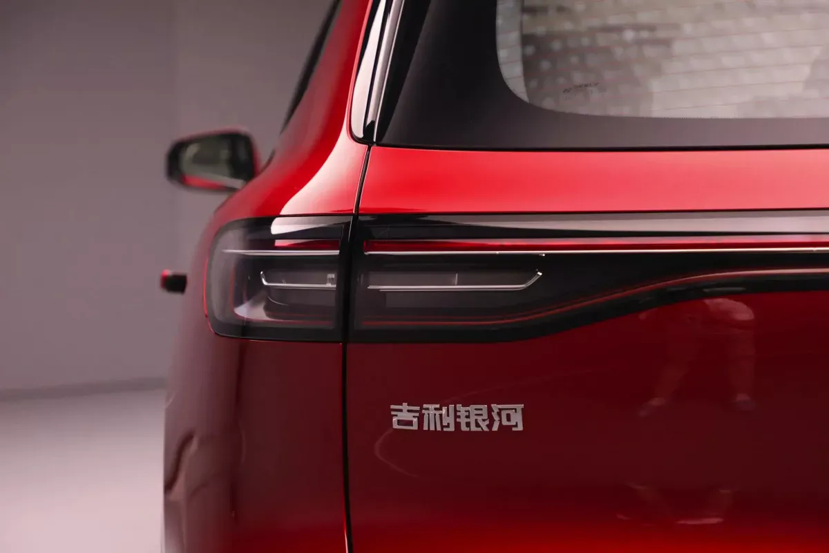 Geely Galaxy E5 фото 7