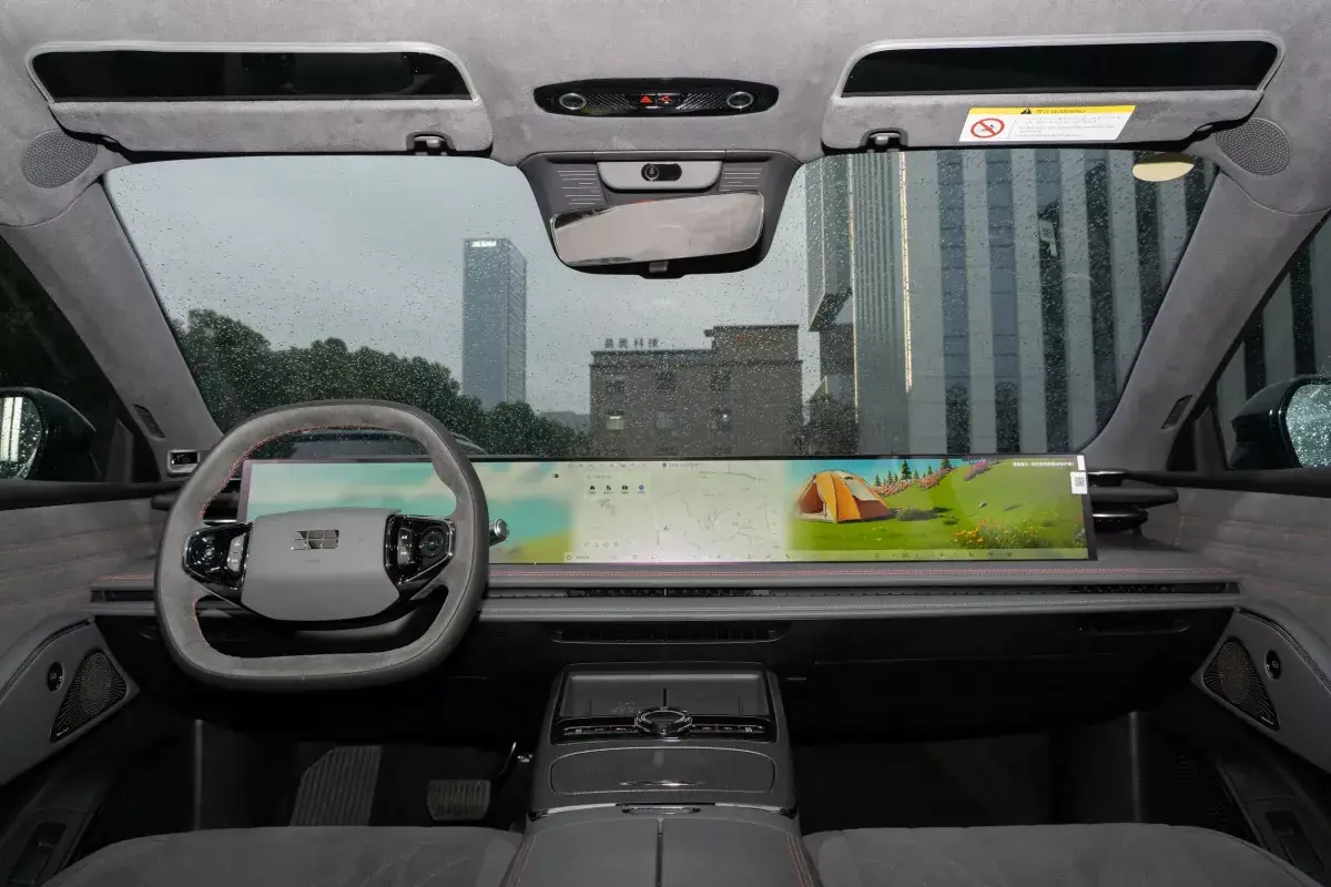 Geely Galaxy E8 салон 7