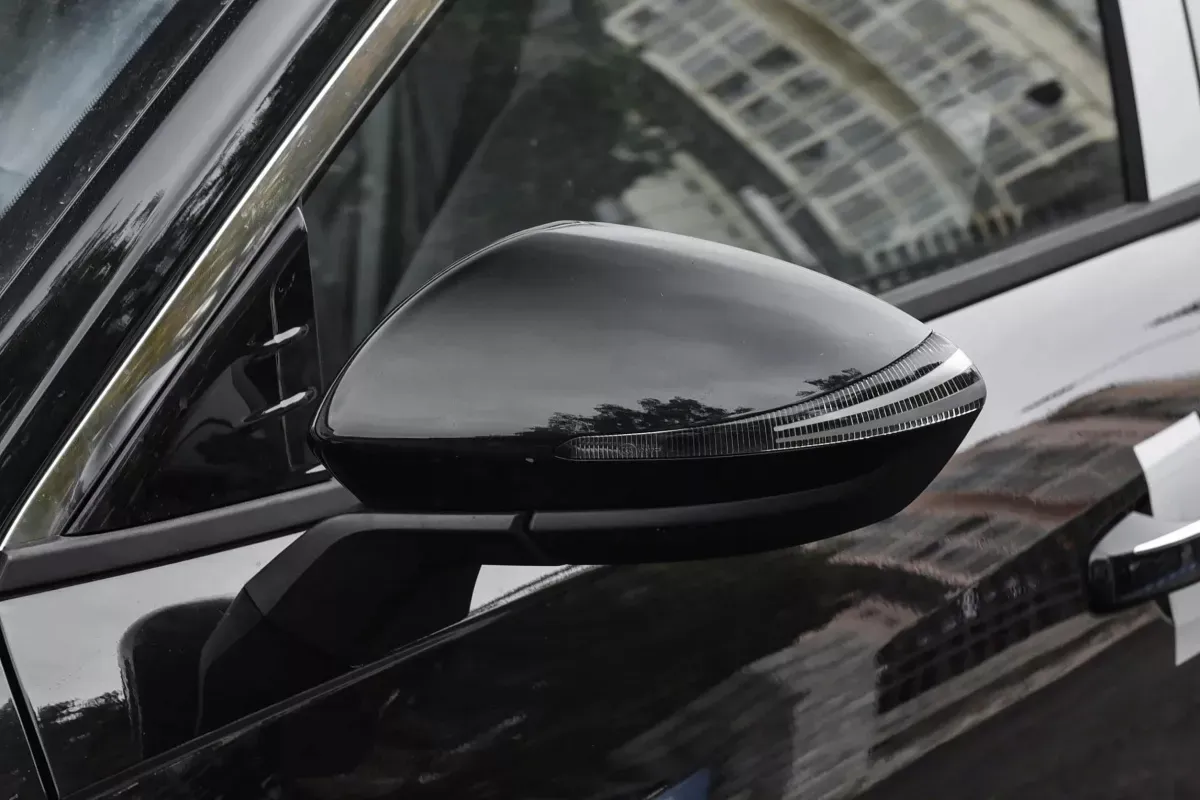 Geely Galaxy L6 EM-i DHT фото 8