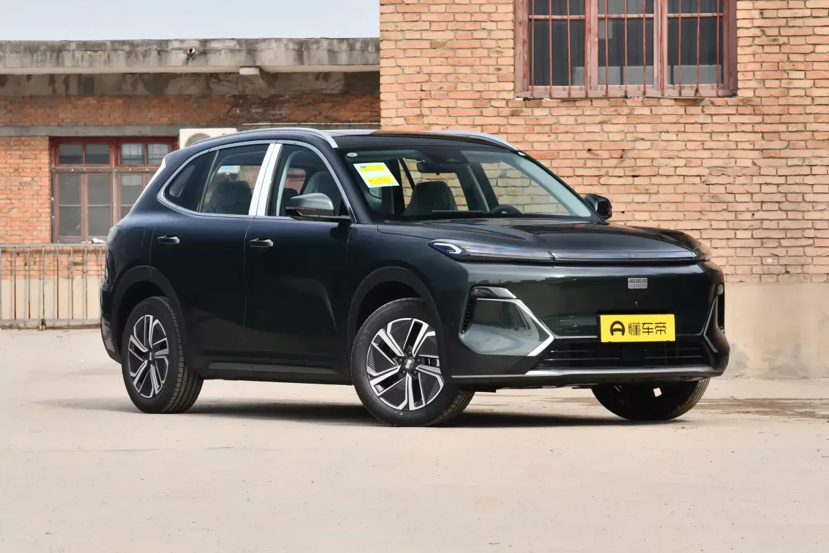 Geely Starship 7 EM-i фото 2