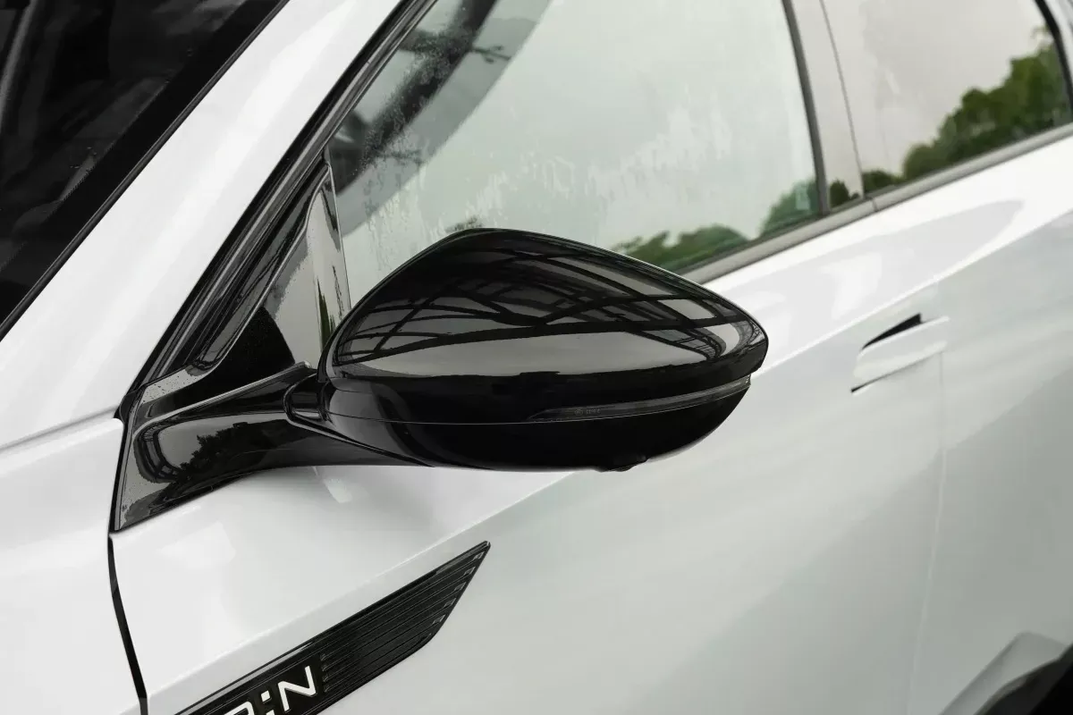 Honda e:NS2 фото 8